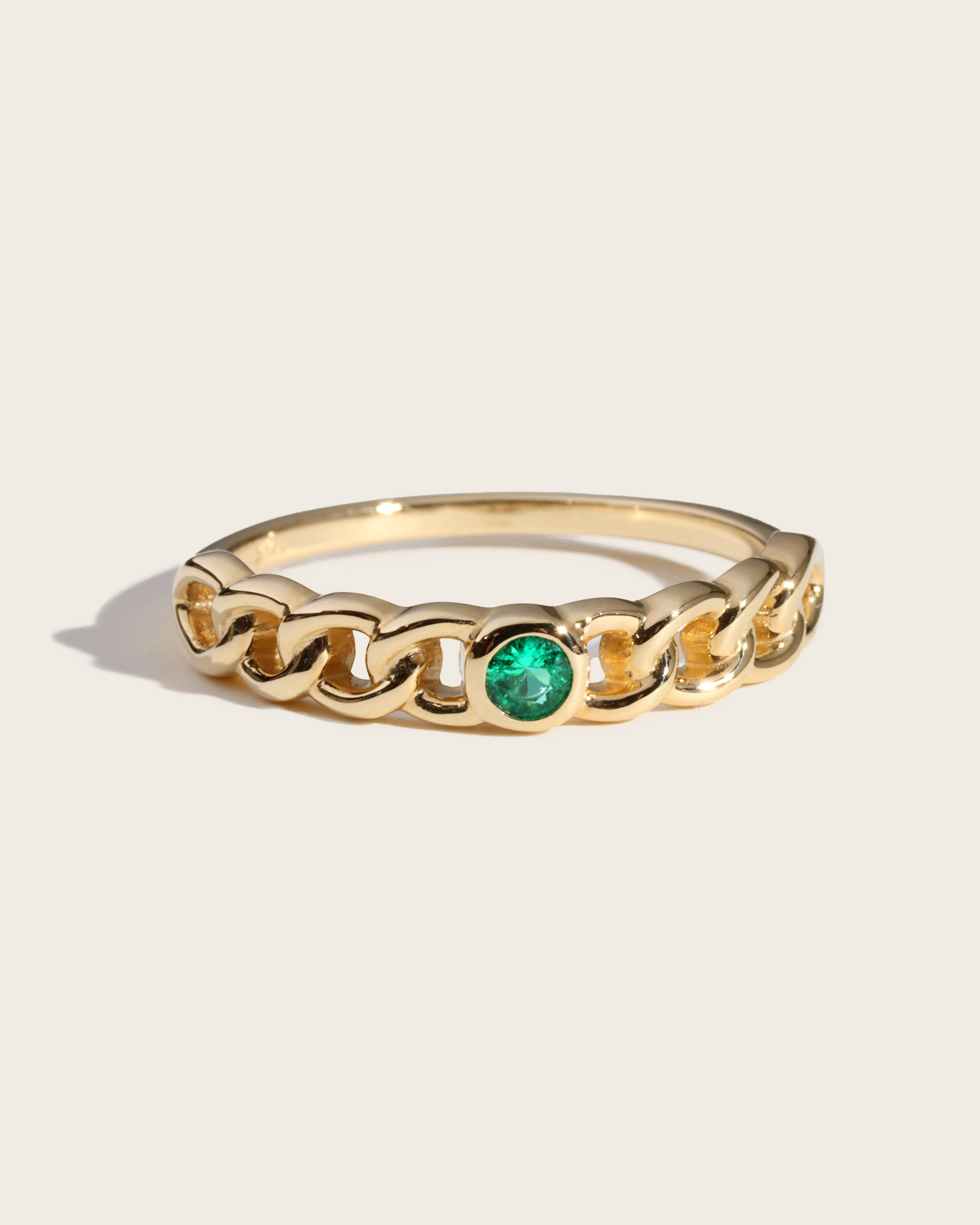 Emerald Bezel Curb Chain Ring