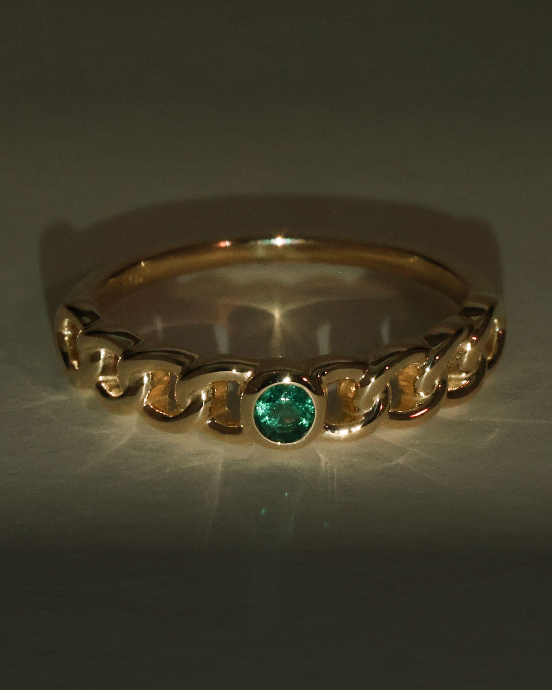 Emerald Bezel Curb Chain Ring